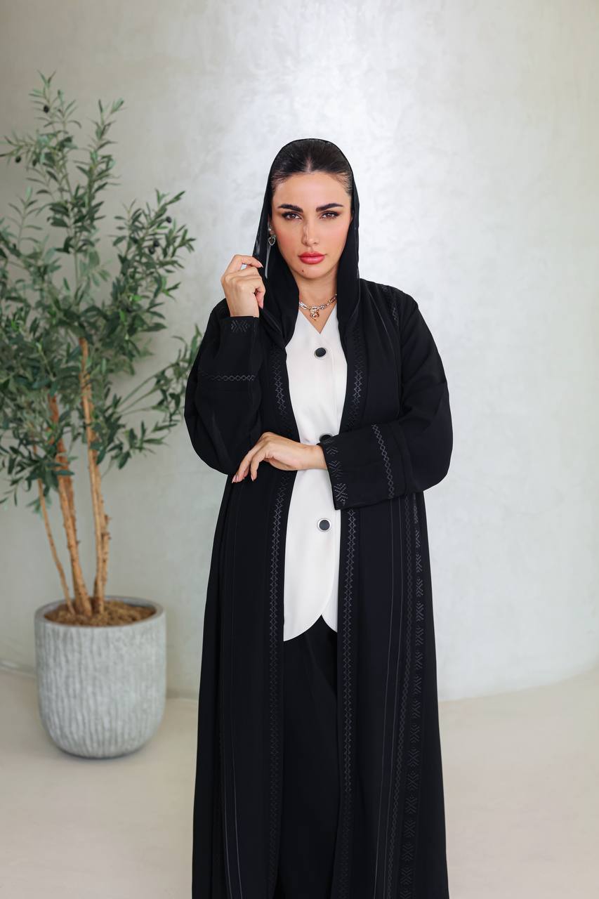 Black crepe abaya with embroidery C:6671