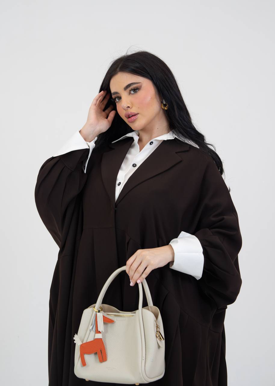 عباية كريب باللون البني الغامق .C:3034