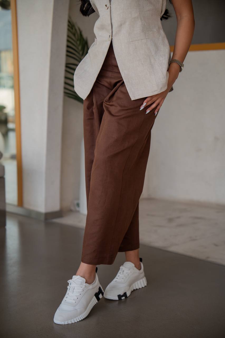Set consisting of brown pants with a beige linen vest C:202 Biege-Brown