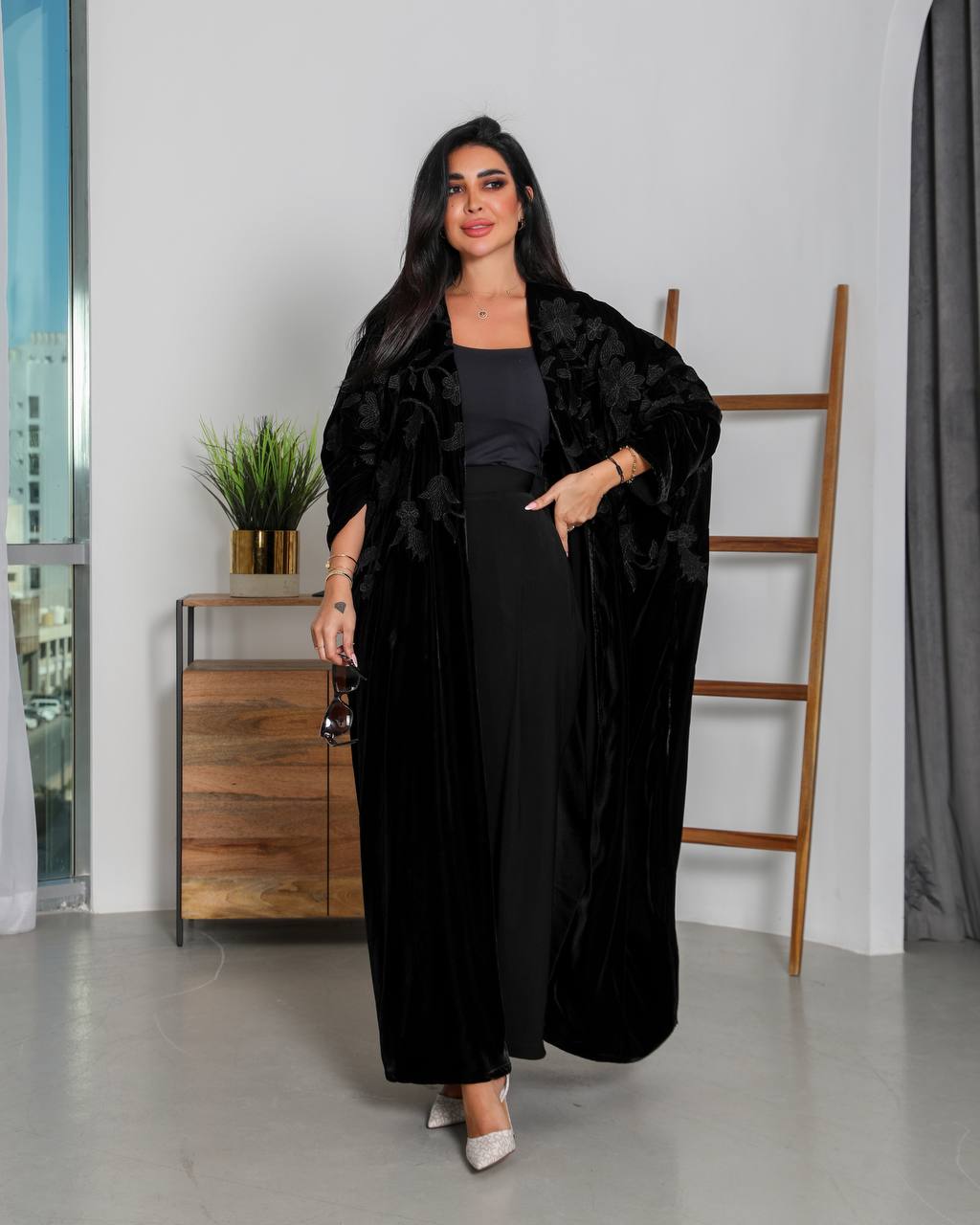 Black velvet bisht abaya with embroidery 6340 Black