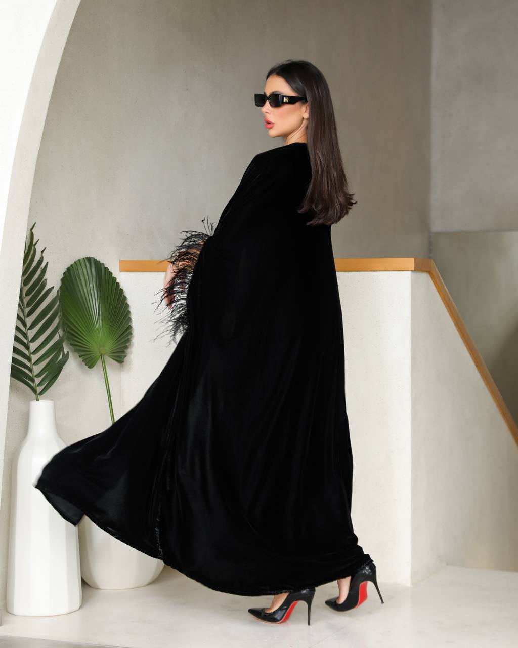 Abaya bisht velvet rish C:2079 (Free size)