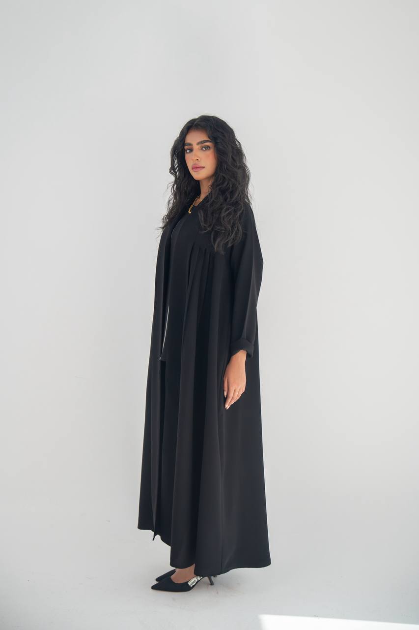 Black crepe abaya with pleats C:6649