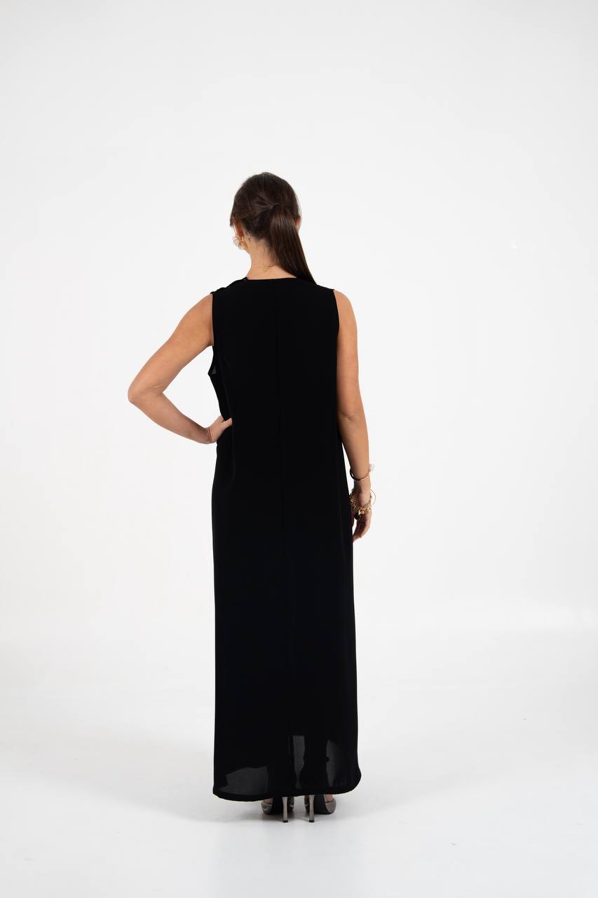 Linen dress in black. C:232