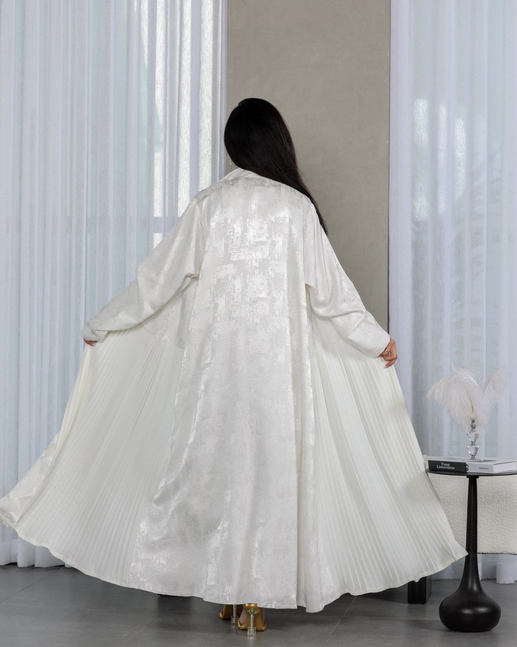 ABAYA CREPE WITH PLEATED C:6419WITHE