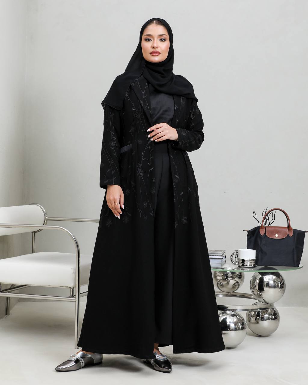 Black crepe blazer abaya with embroidery C:6658