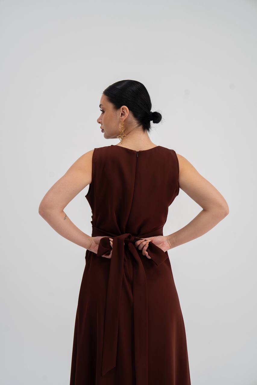 brown crepe dress. C:226