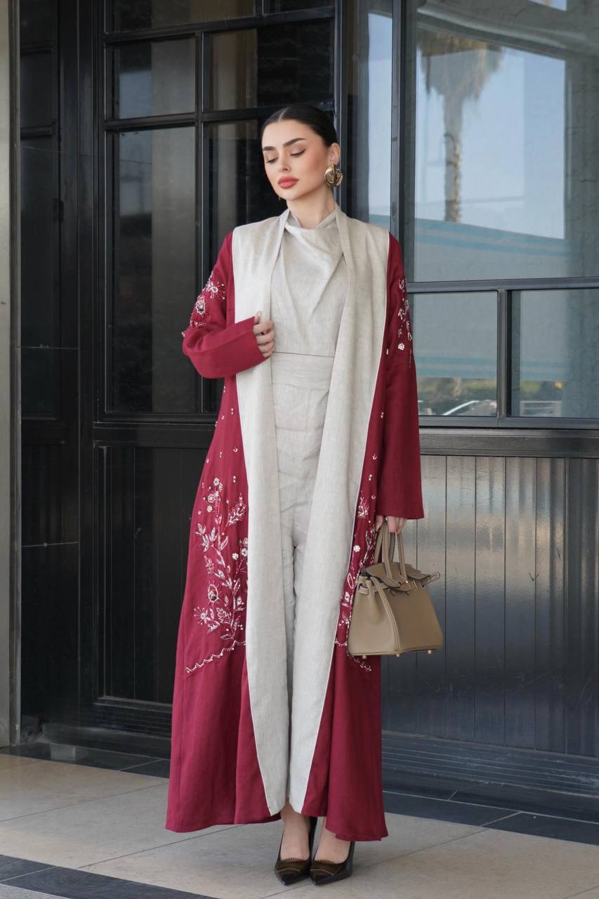 عباية لينن باللون العنابي مع شك يدوي . C:6753