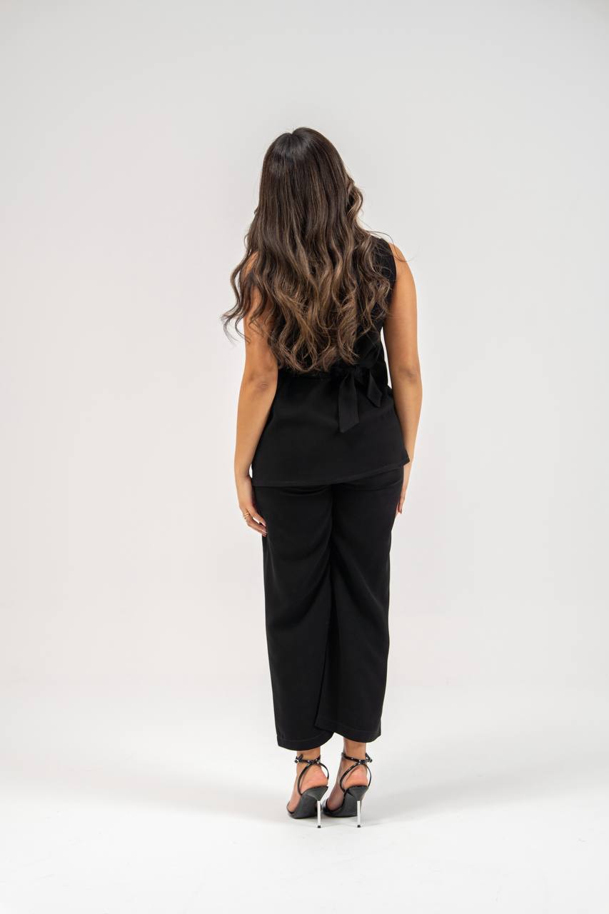 Blouse and pants set, black crepe. C:231 black