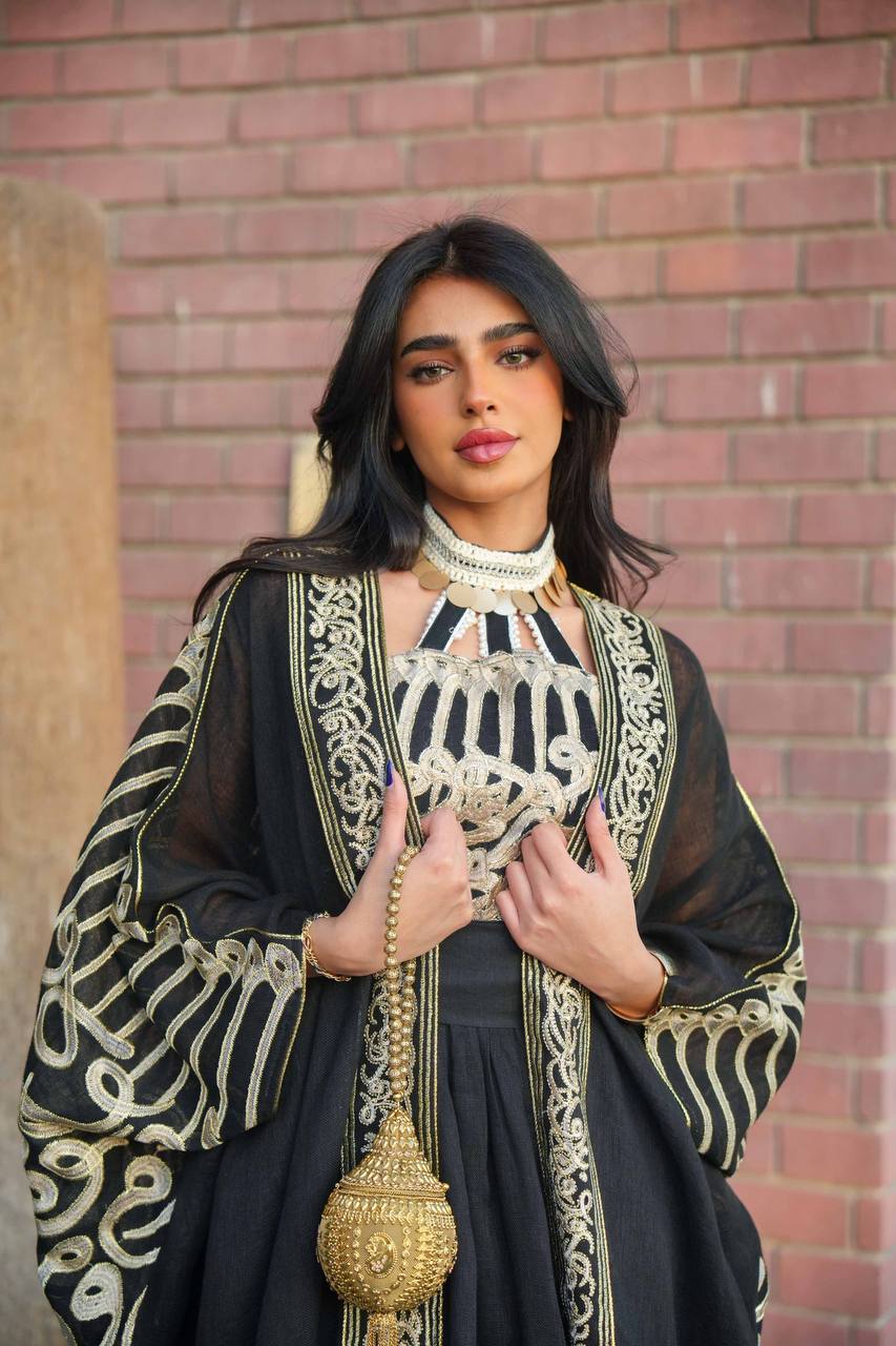 Bisht made of black hessian material with embroidery C:6601 Black