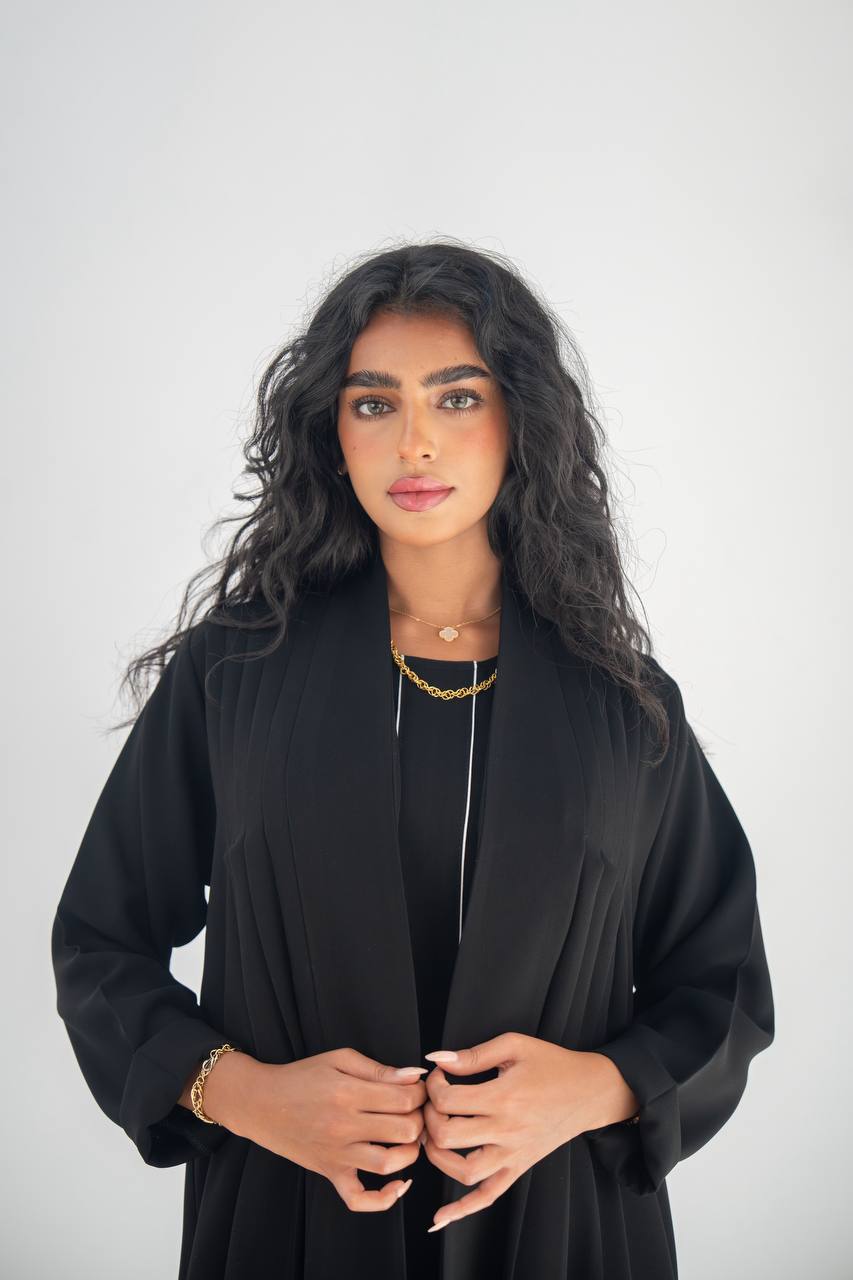 Black crepe abaya with pleats C:6649