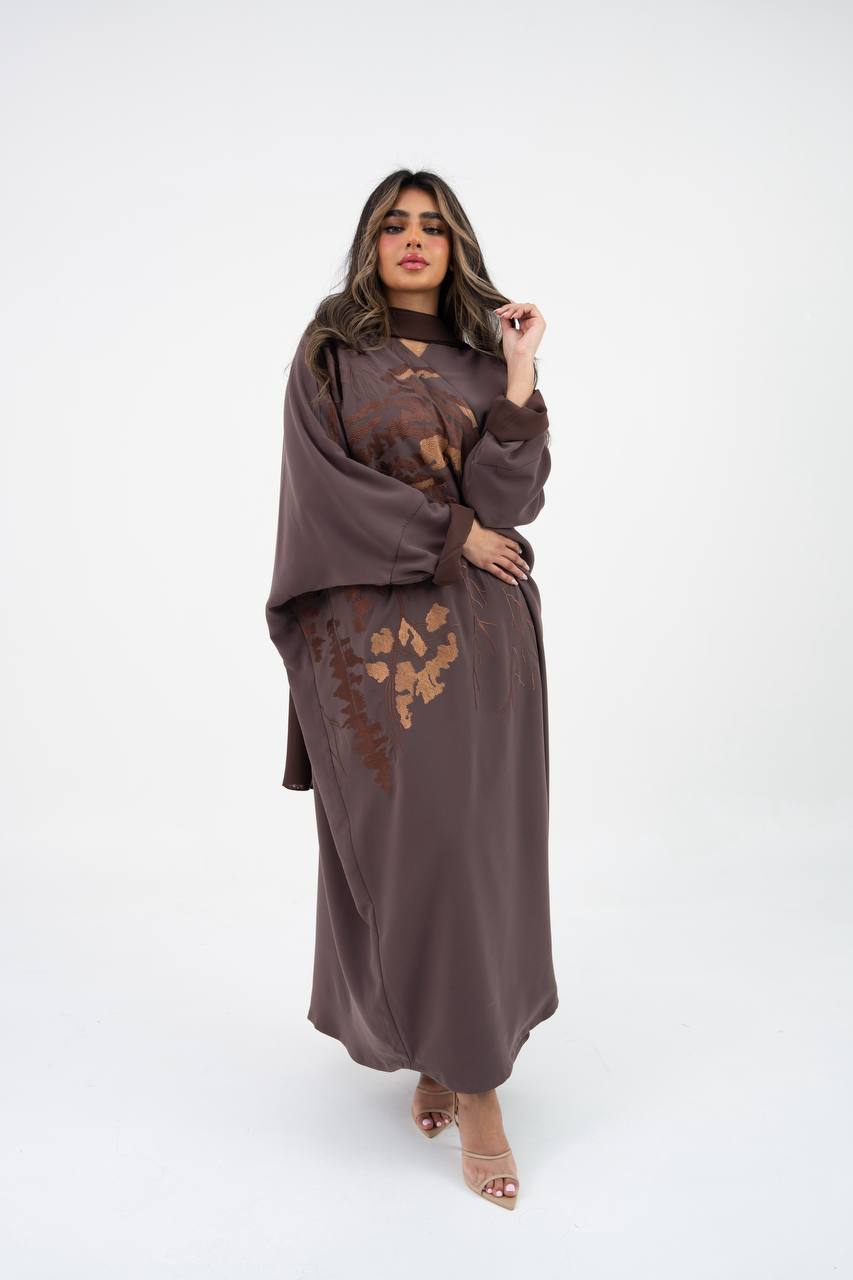 عباية بشت كريب باللون الكوفي مع تطريز, C:6769