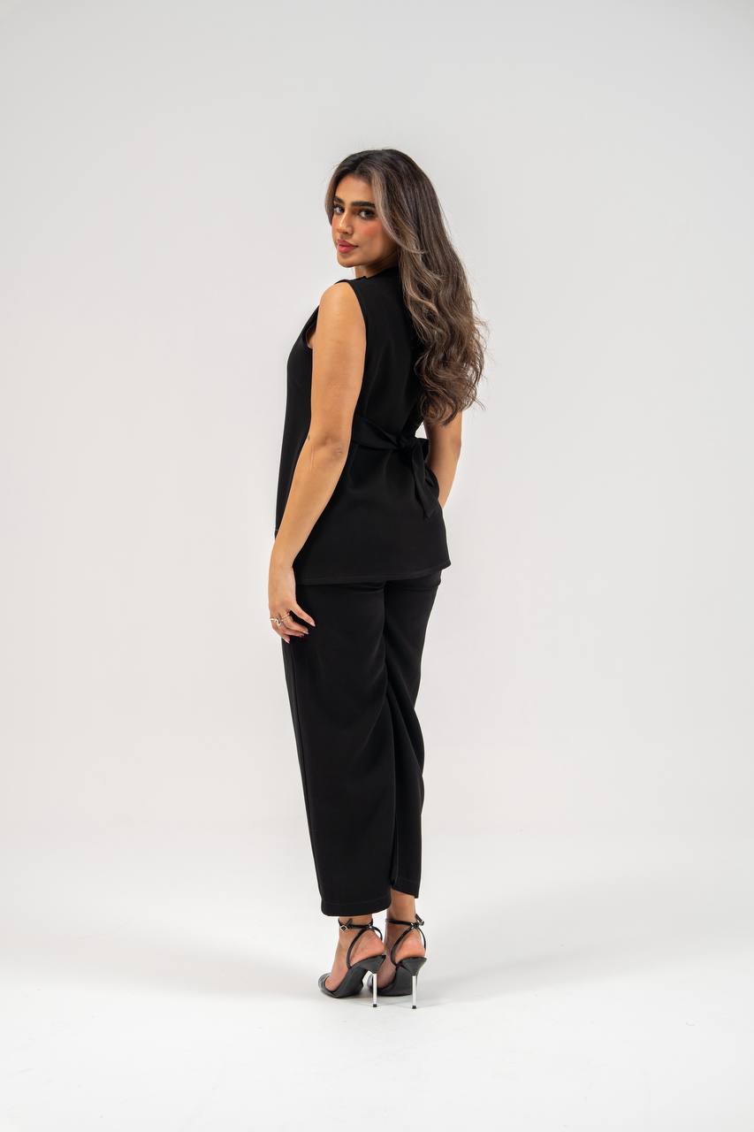 Blouse and pants set, black crepe. C:231 black