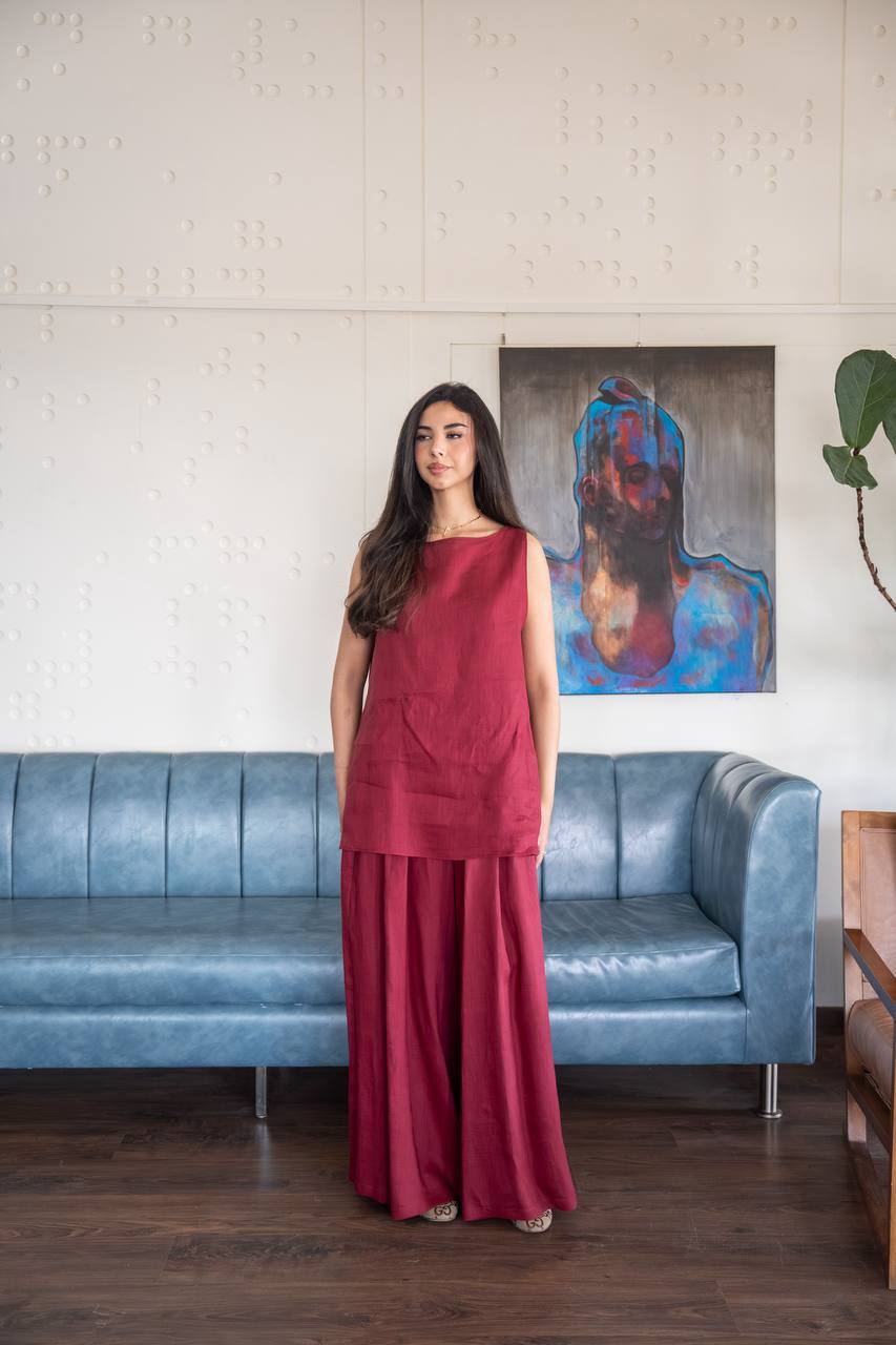 Red linen blouse and pants set. C: 235 red