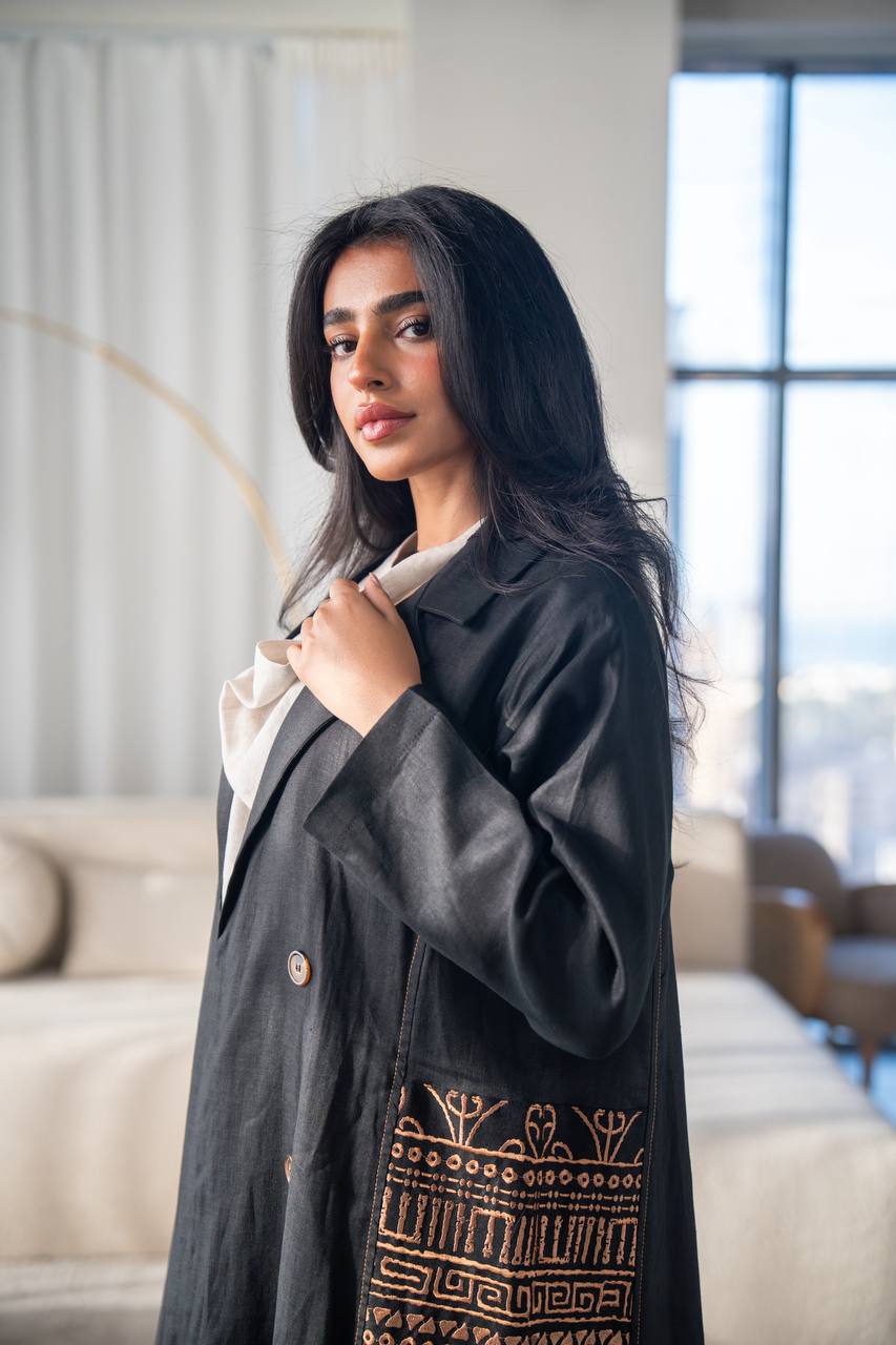 Linen Blazer abaya in black, with embroidery.C:6687