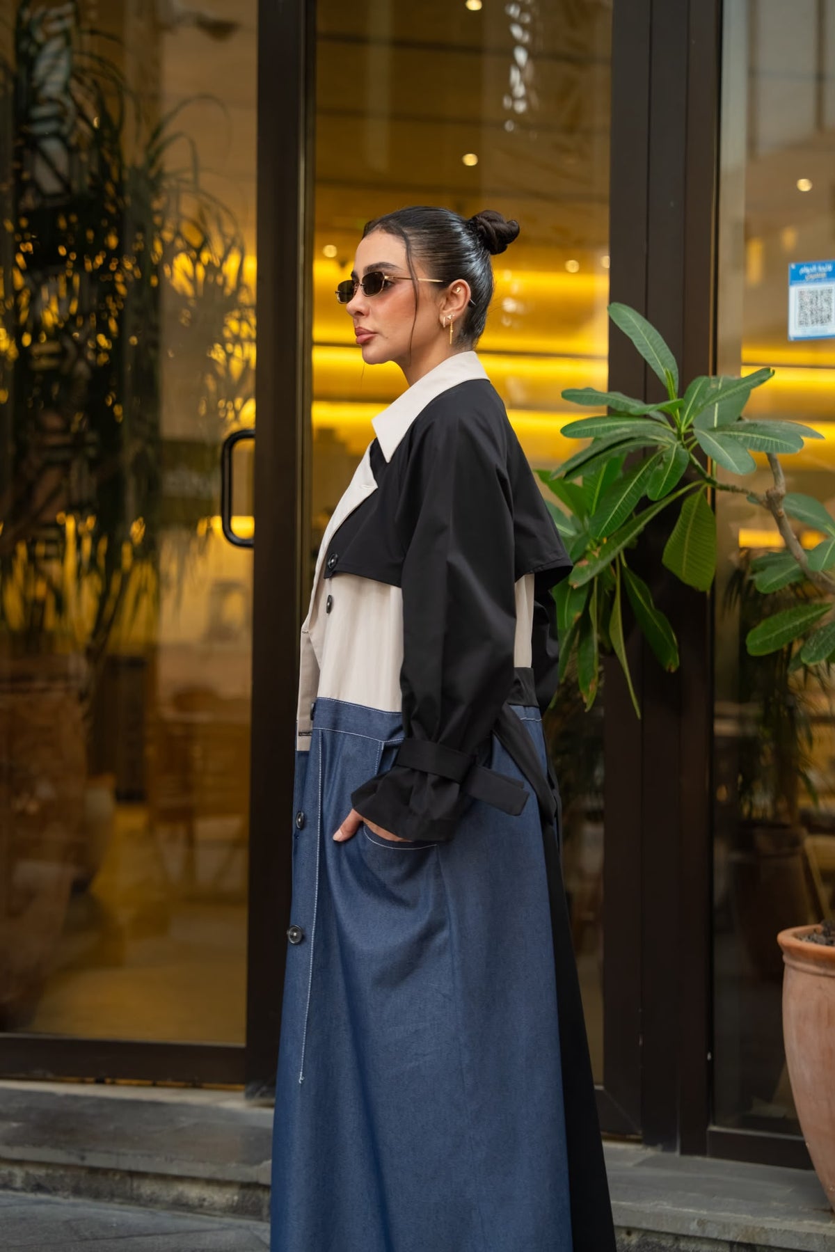 Trench coat with jeans.C:6830