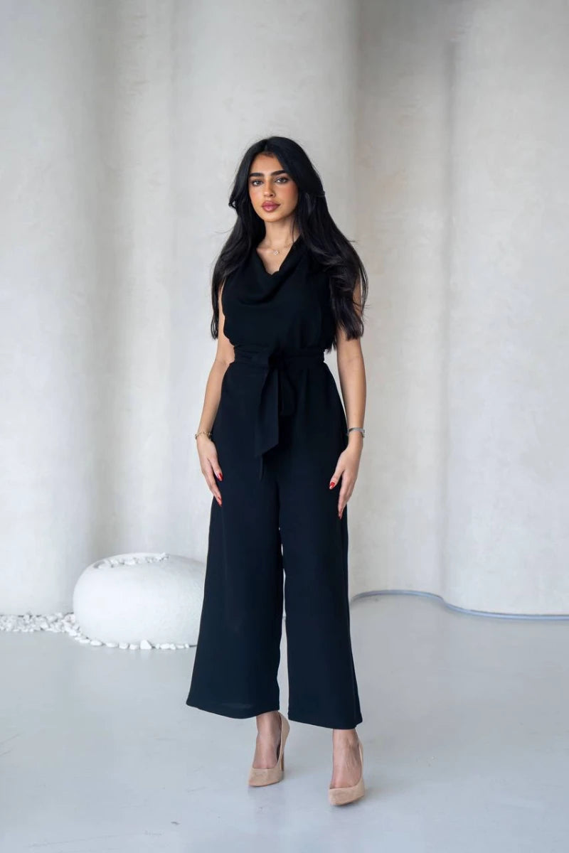Linen jumpsuit in black color C:195