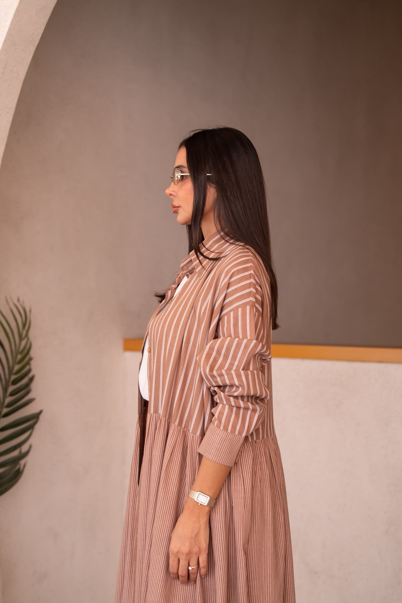 Linen abaya in flesh color.C:6821