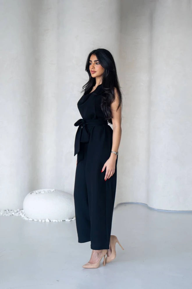 Linen jumpsuit in black color C:195