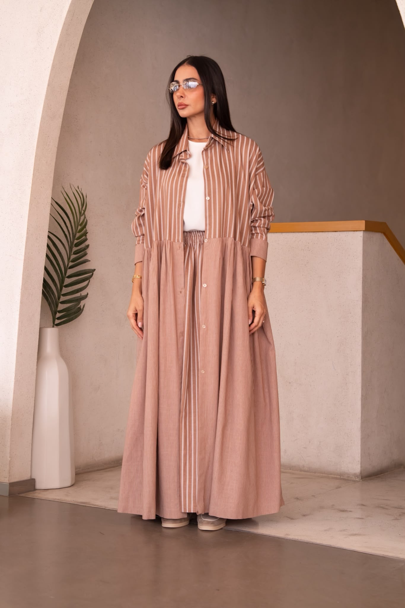 Linen abaya in flesh color.C:6821