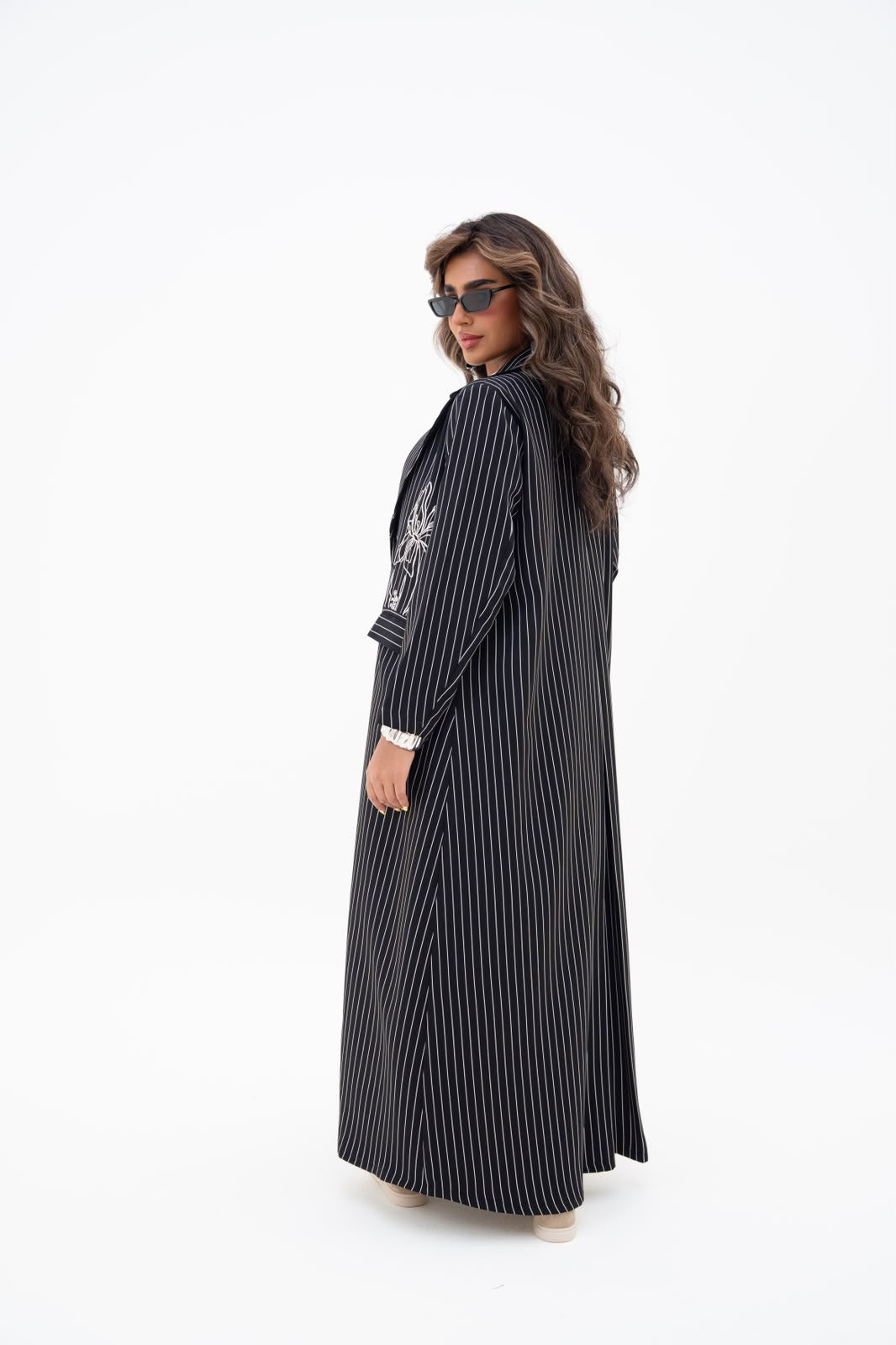 Crepe blazer abaya with embroidery.C:6812