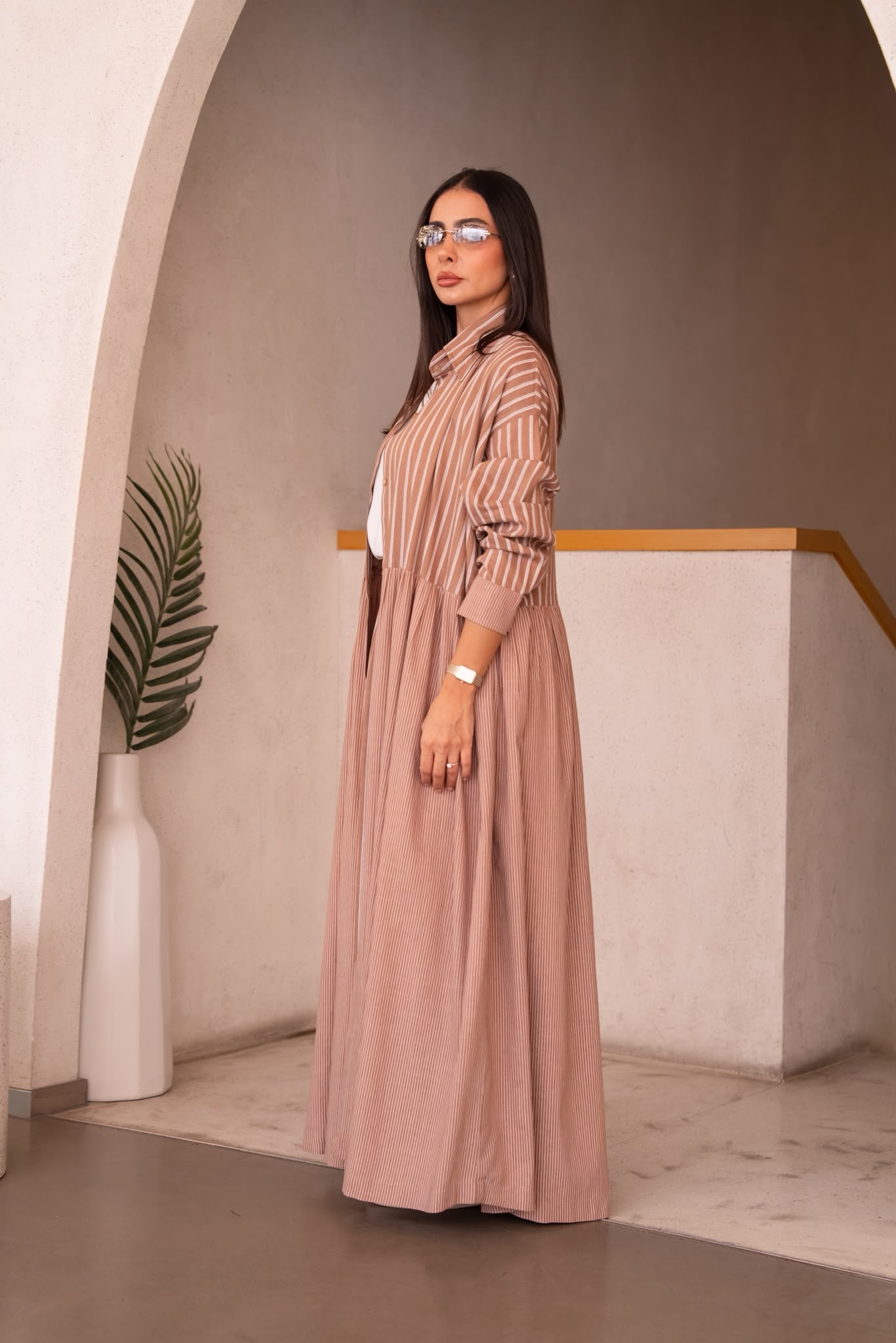 Linen abaya in flesh color.C:6821