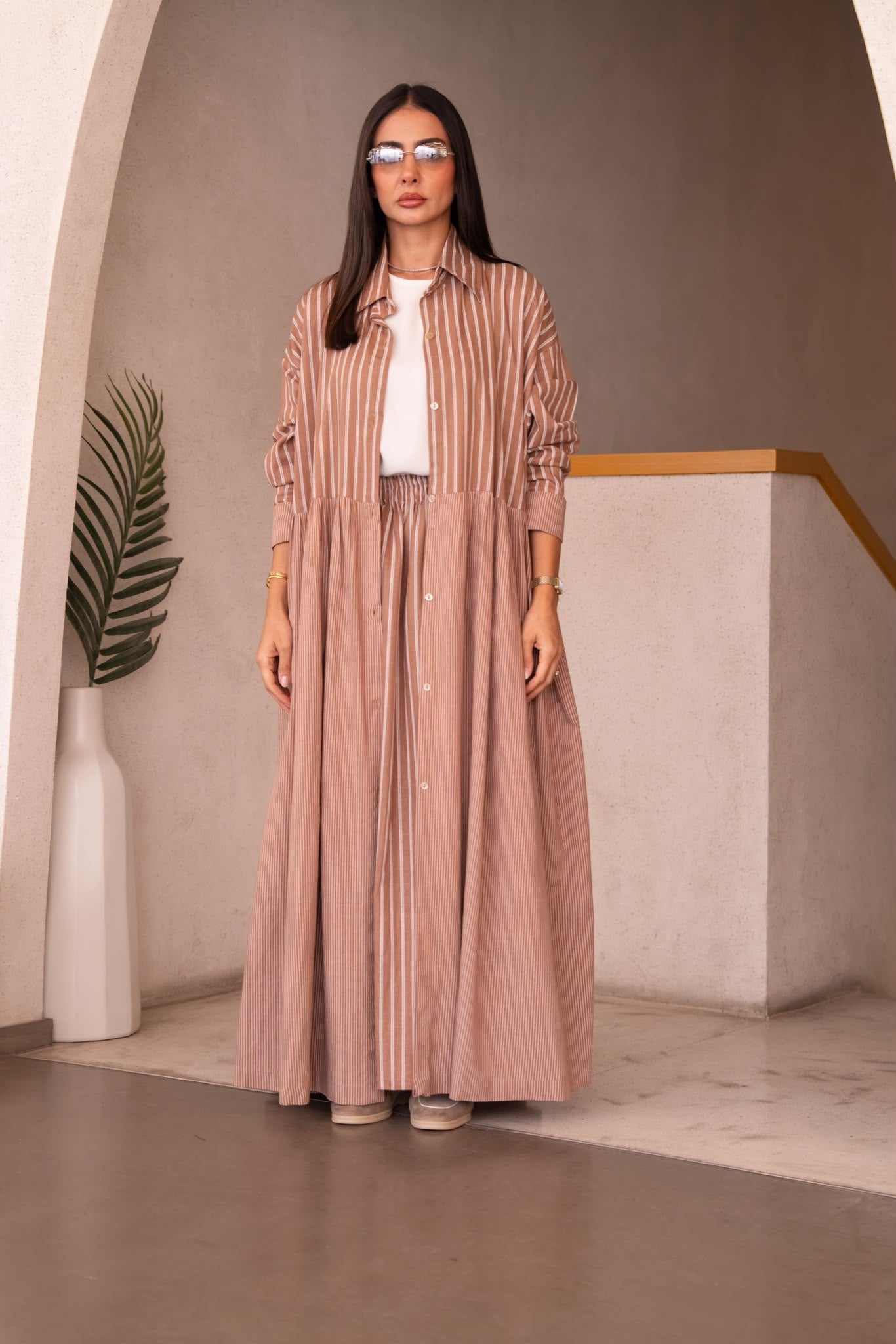 Linen abaya in flesh color.C:6821