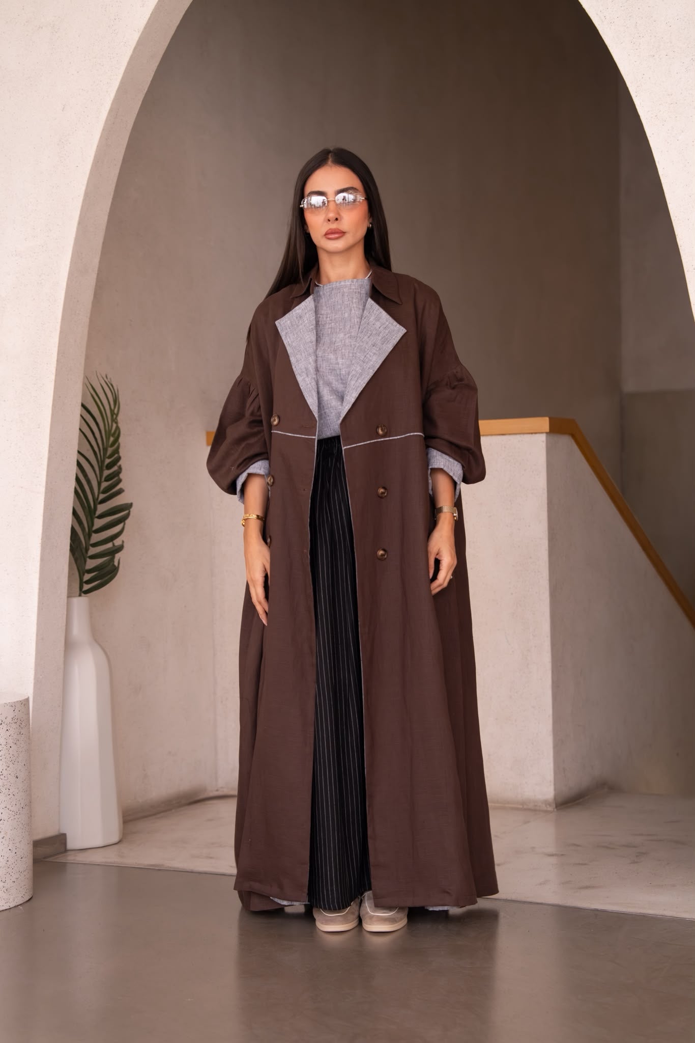A brown linen abaya.C:6825
