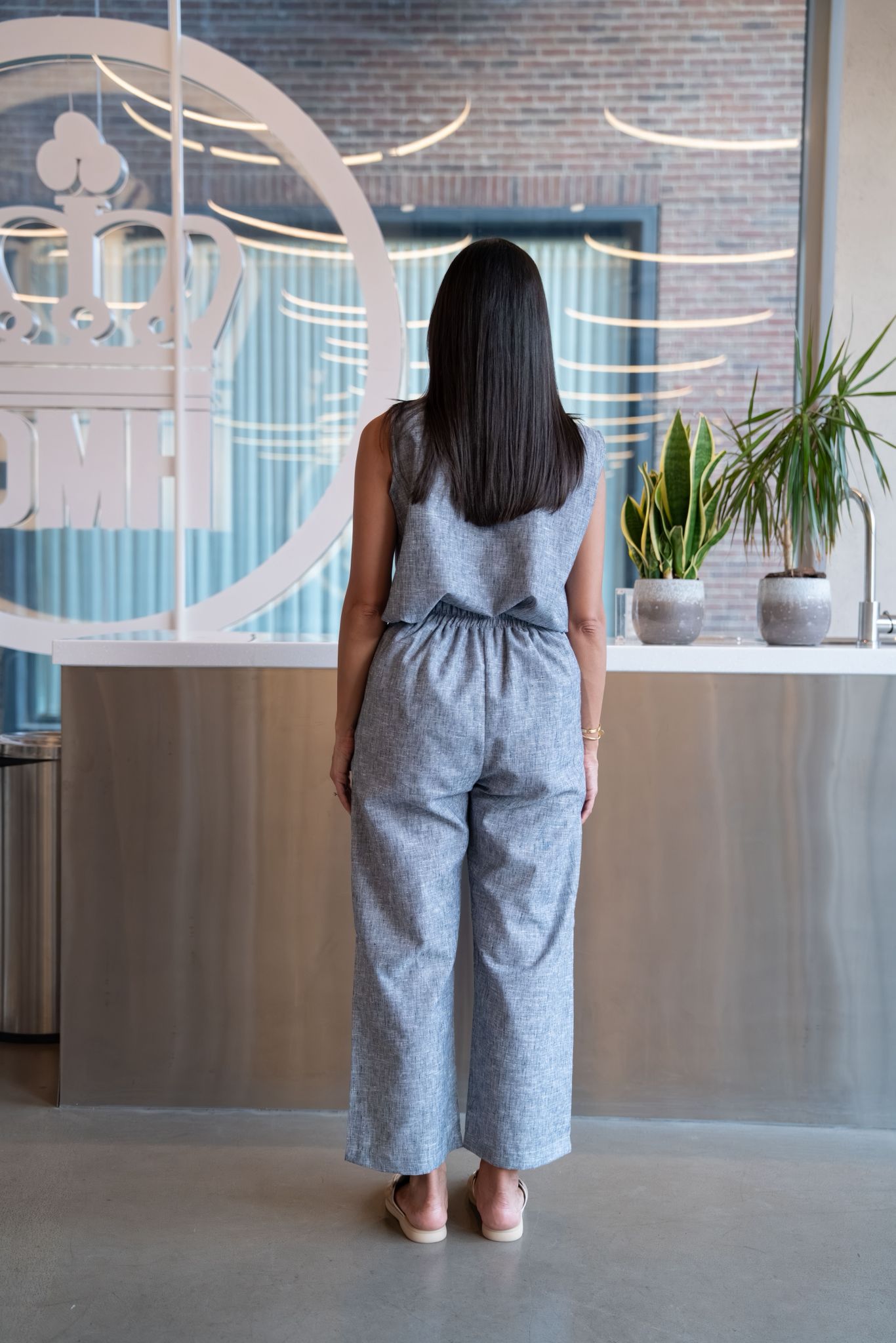 Gray cotton blouse and pants set. C:249