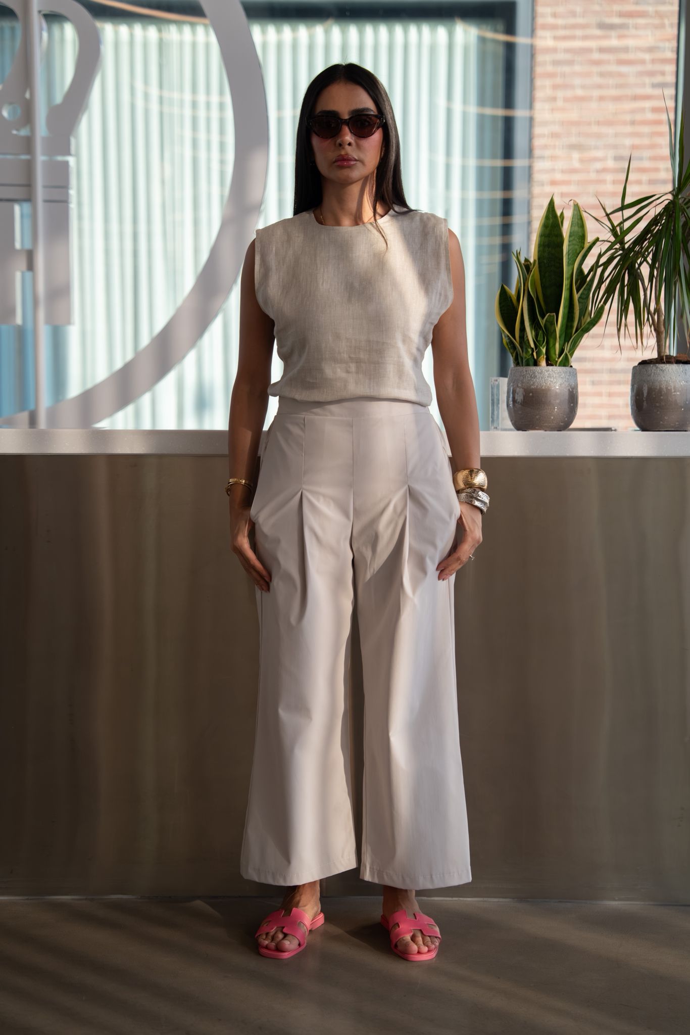 blouse and pants set. C:250