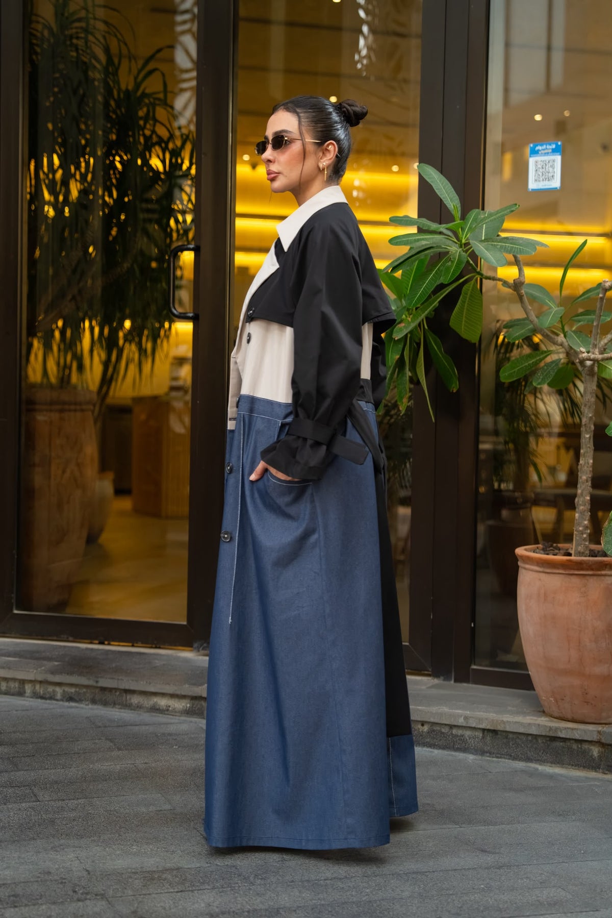 Trench coat with jeans.C:6830