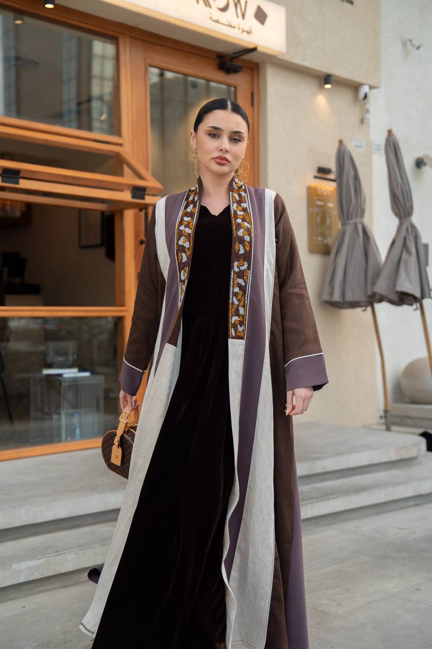 Linen abaya with embroidery. C:6747