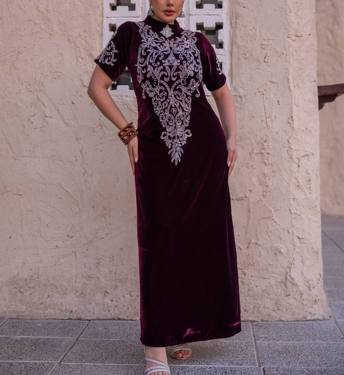 Burgundy velvet abaya and dress set. C:6731