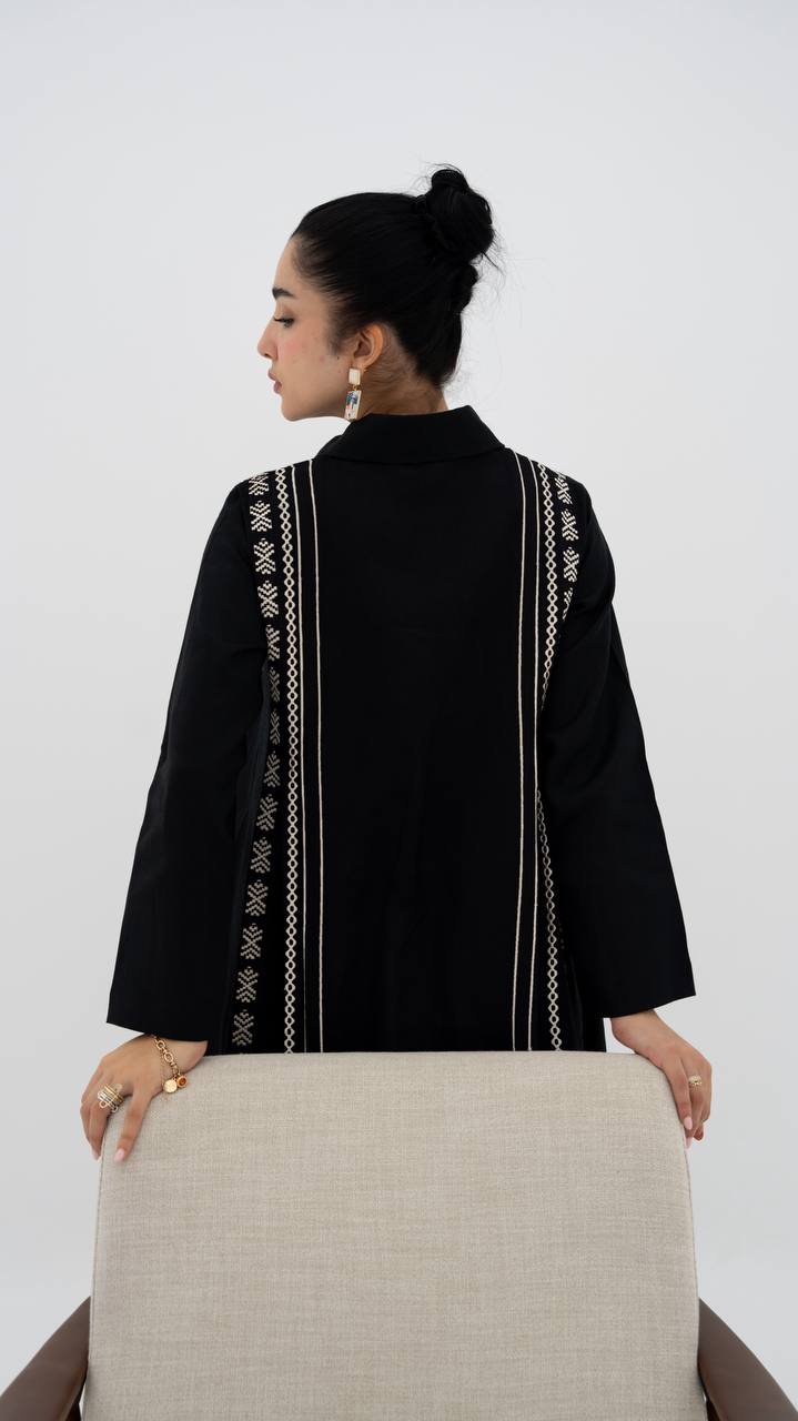 Linen abaya in black with embroidery. C:6683
