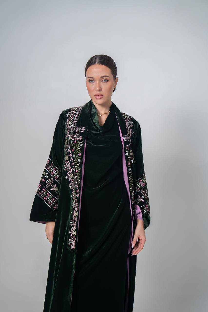 Embroidered velvet abaya, olive green. C:6708