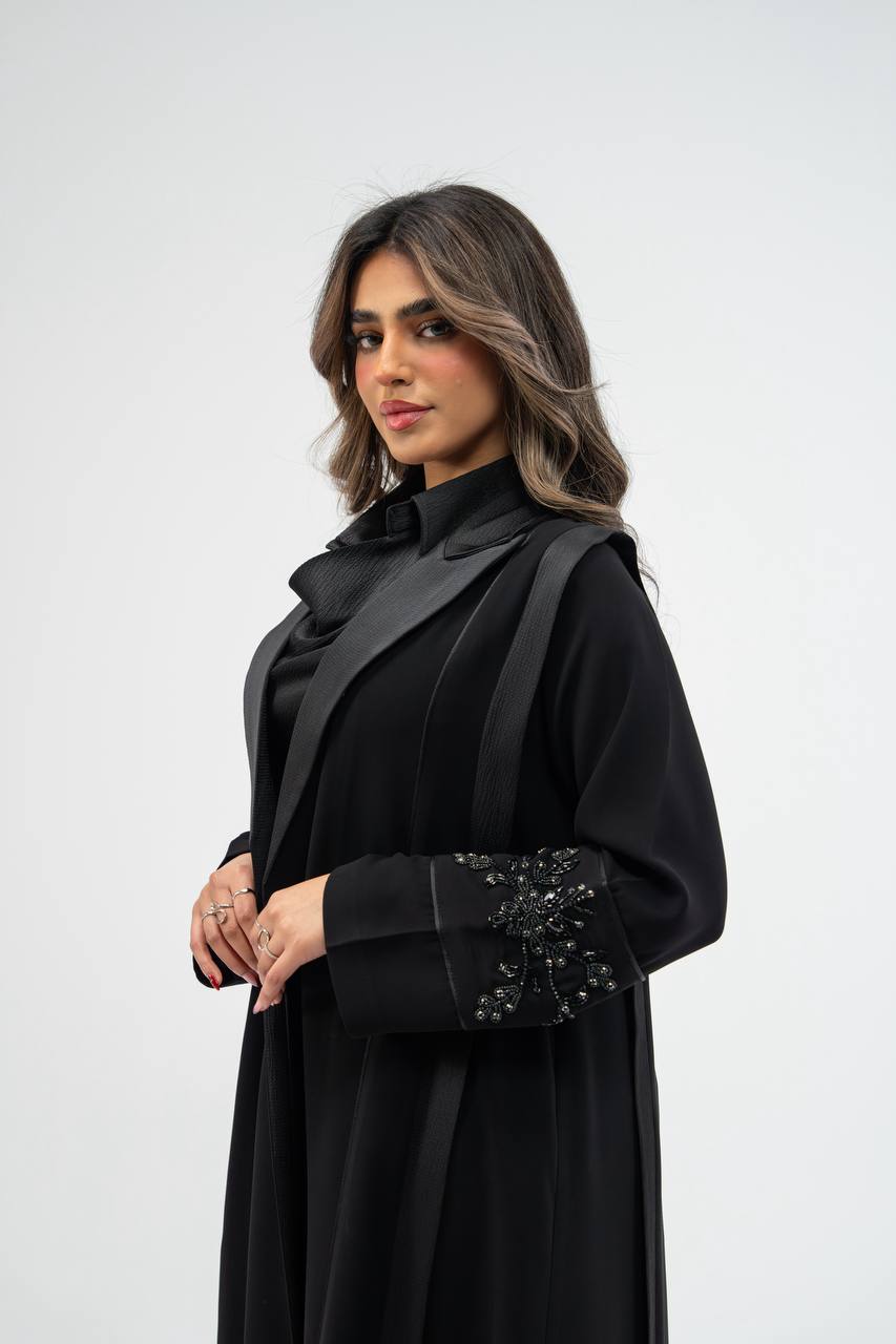 Black crepe fabric abaya with satin. C: 6755 black crepe