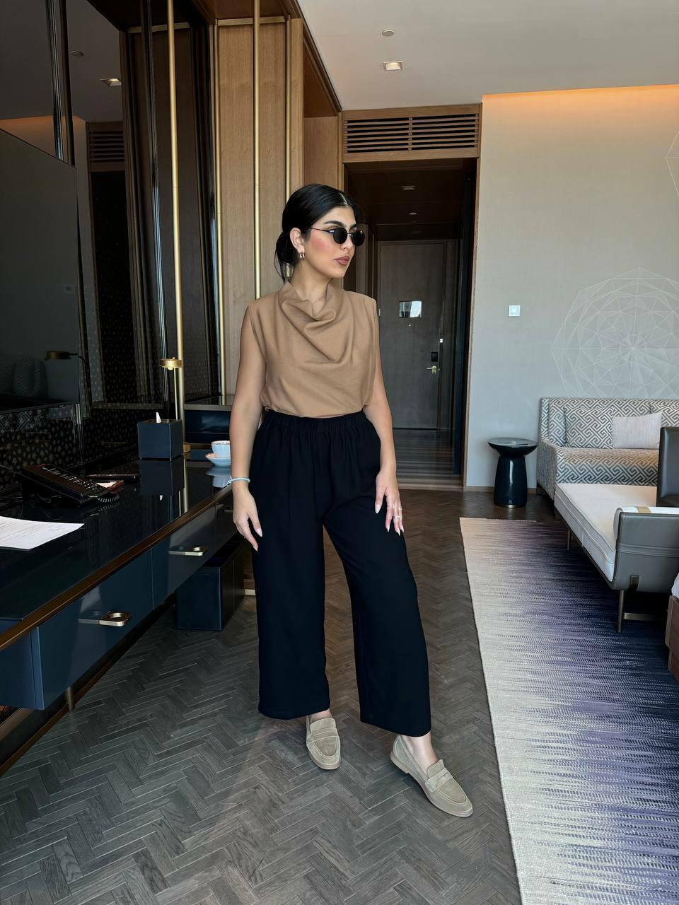 Linen Blouse & Crepe Trousers Set C:166