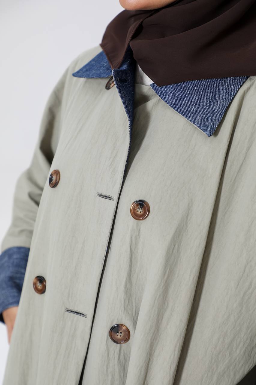 Free size trench coat, in pistachio color with denim details C:6656