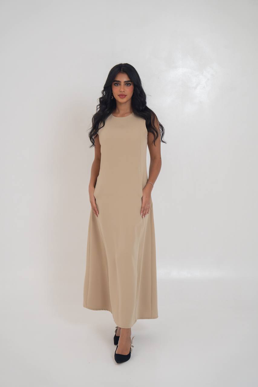 Beige crepe dress.C:197