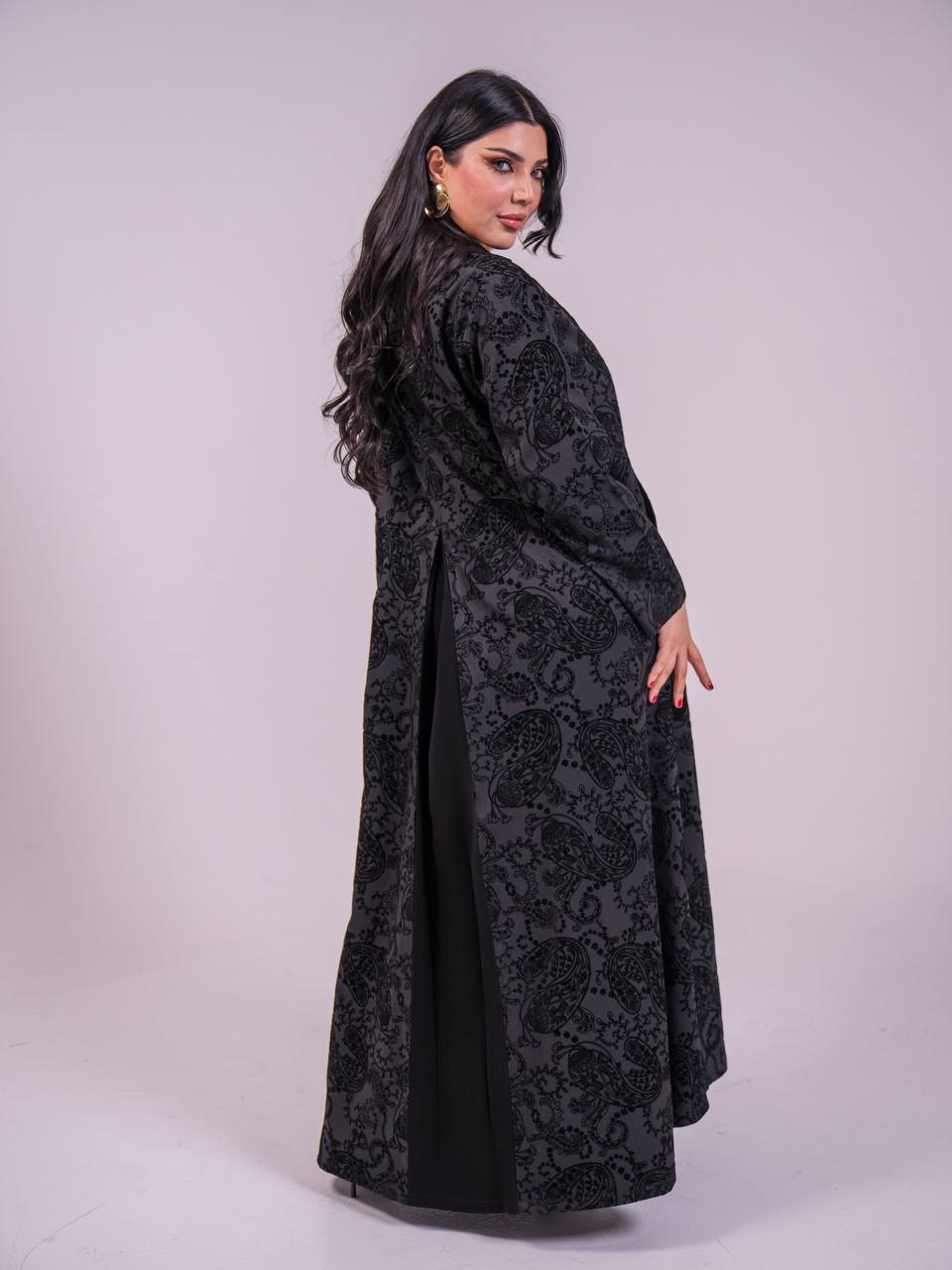 Blazer abaya in printed crepe fabric, in black.C:6732