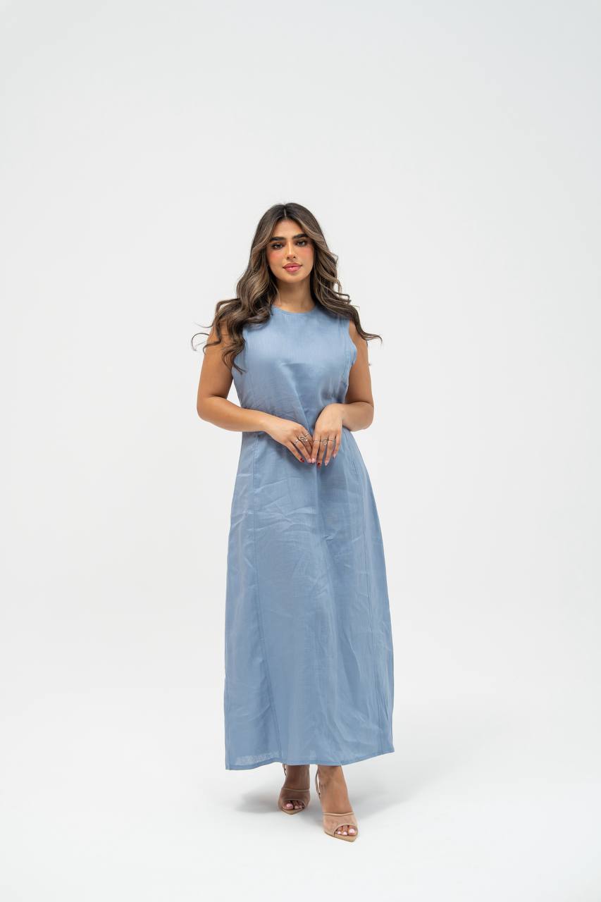 Linen dress in sky blue. C: 197