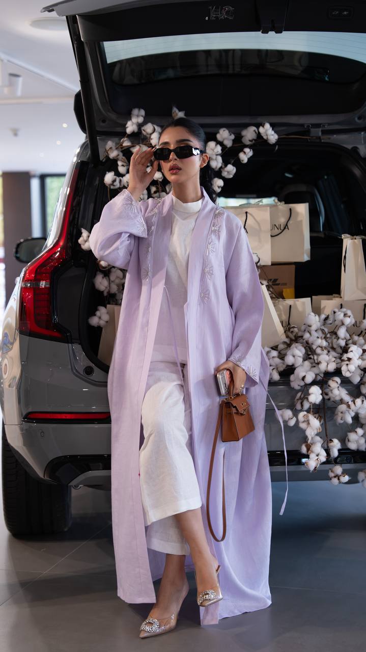 Light purple linen abaya with hand-stitched details. C:6790