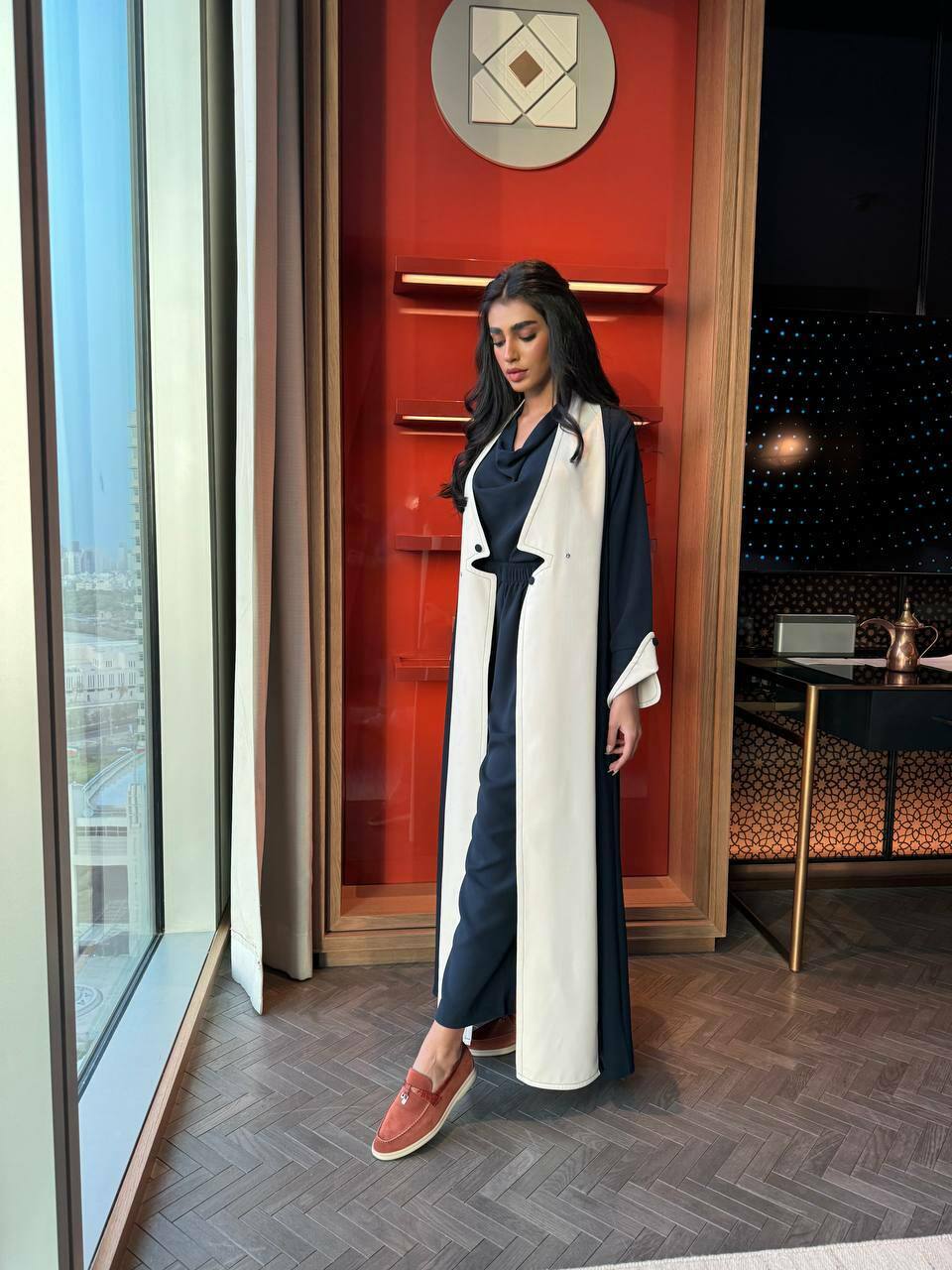 Abaya crepe in two colors dark blue and beige C:6510-1 Black