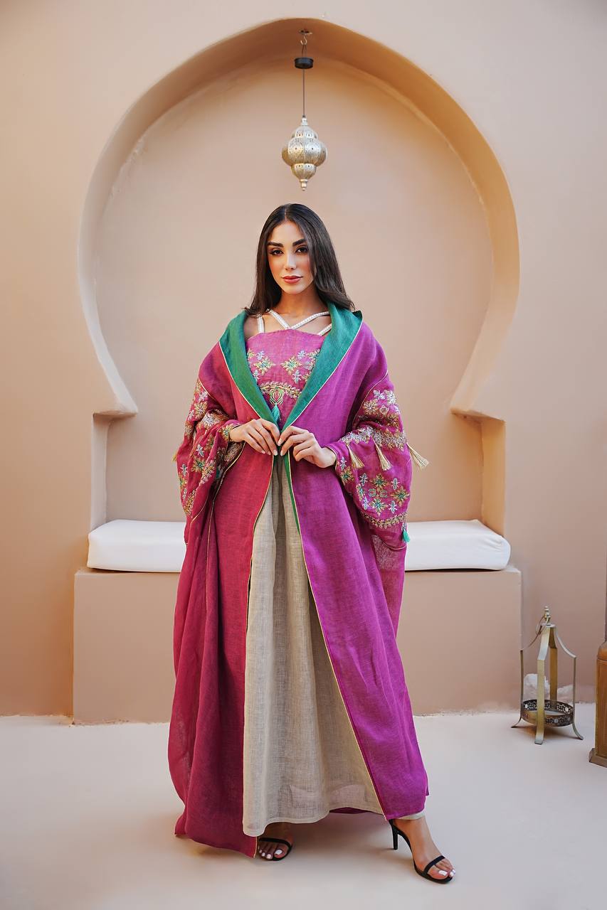 Pink burlap bisht with dress C:6593