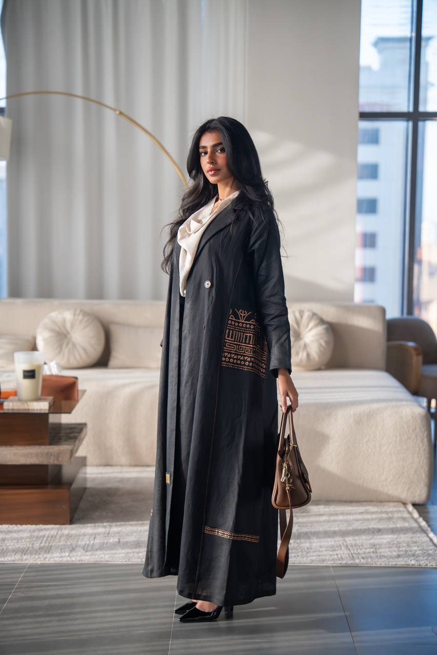 Linen Blazer abaya in black, with embroidery.C:6687