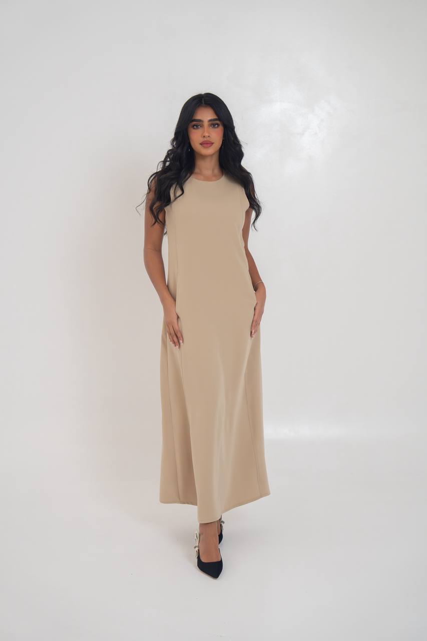 Beige crepe dress.C:197