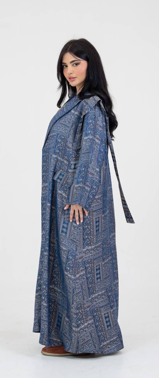 Abaya made of silk crepe fabric . C:6780