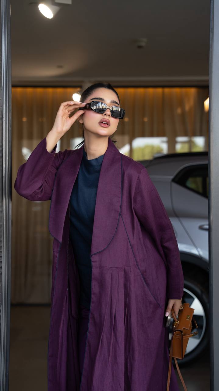 Linen abaya in purple.C:6633