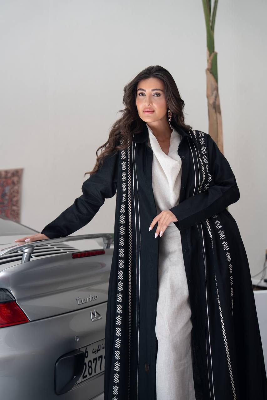 Linen abaya in black.C:6683