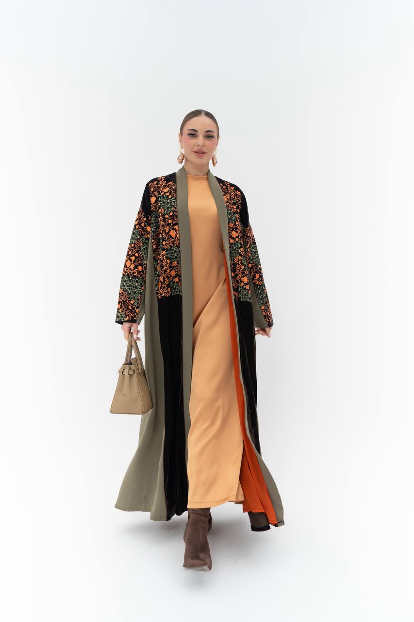 Embroidered velvet and crepe abaya.C:6835