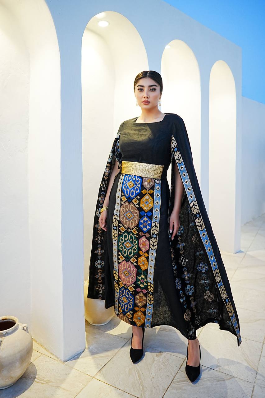 Daraa made of plain linen fabric with embroidered linen, in black color C:6607 Black
